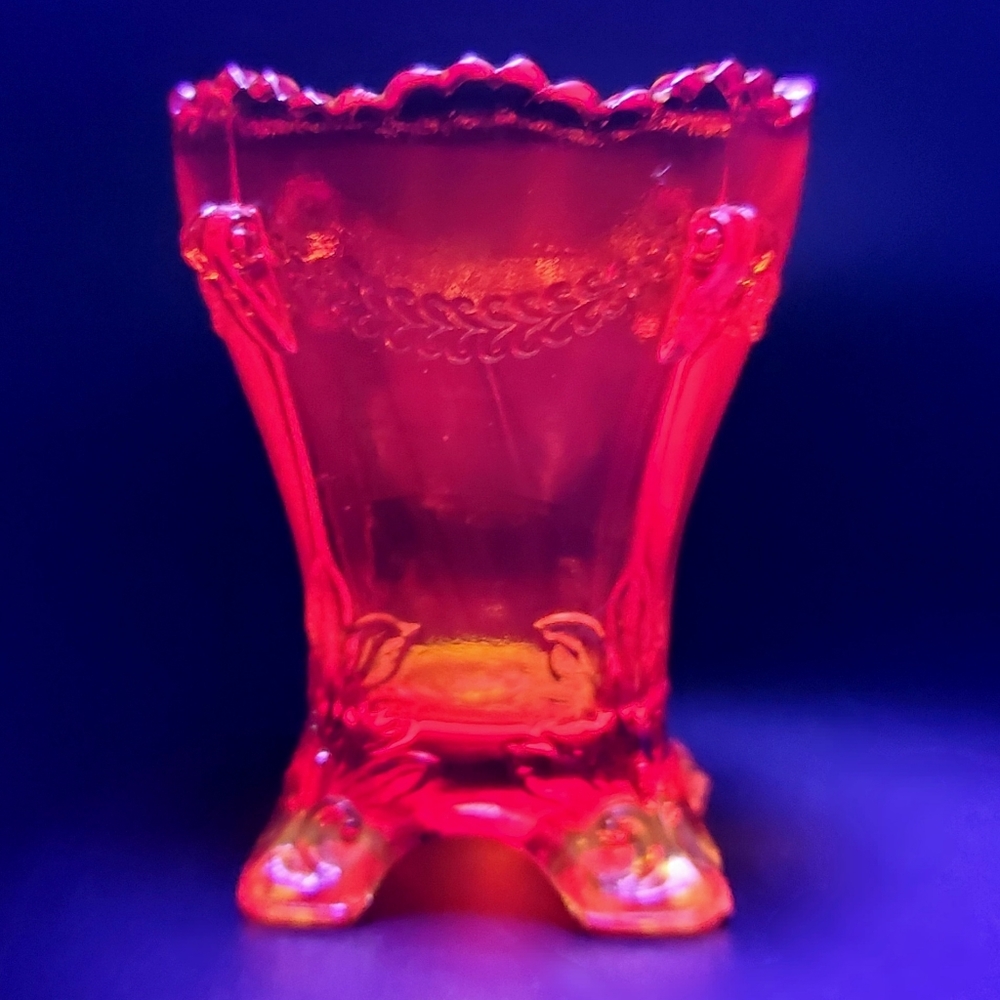 Vntg 🔥"Colonial Drapery" Amberina Degenhart Toothpick Holder
